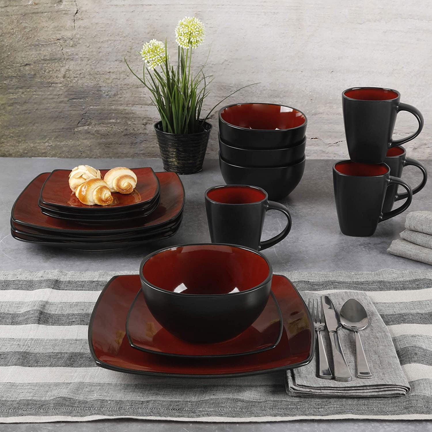 Soho Lounge Square 16-Piece Dinnerware Set - Red by Cosmic Inventory
